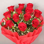 Bunch of 12 Red Roses online delivery in Flower - Close view